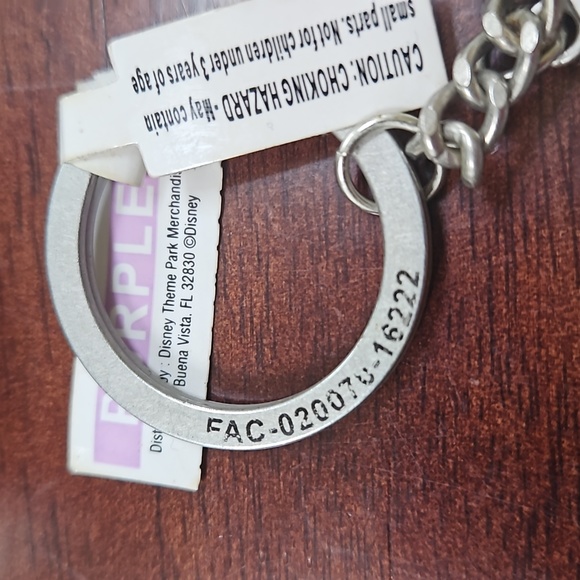 NWT Disney Keychain. - Picture 8 of 10